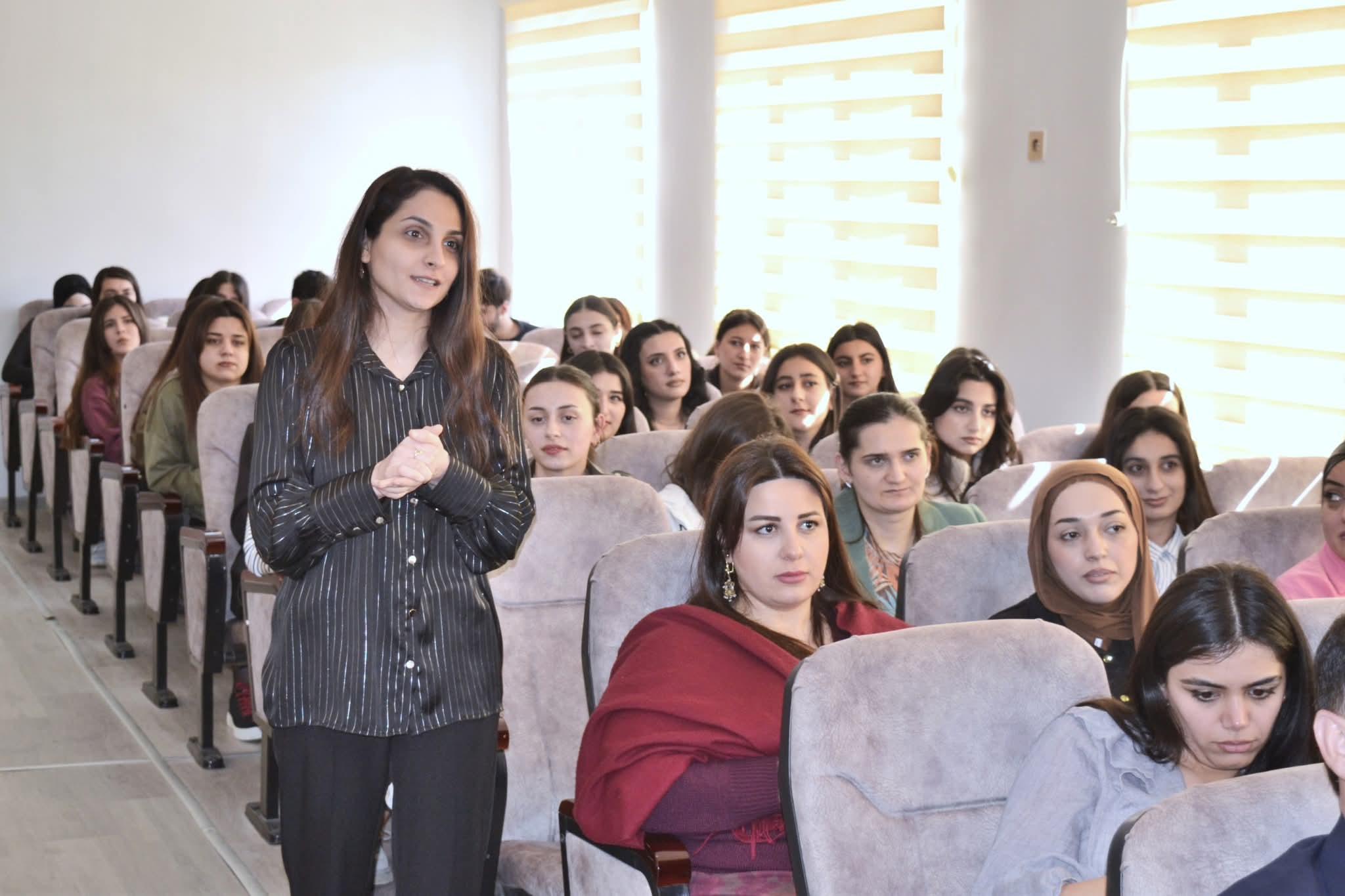 Kollecdə “Gələcəyin kodu” adlı təlim keçirilib