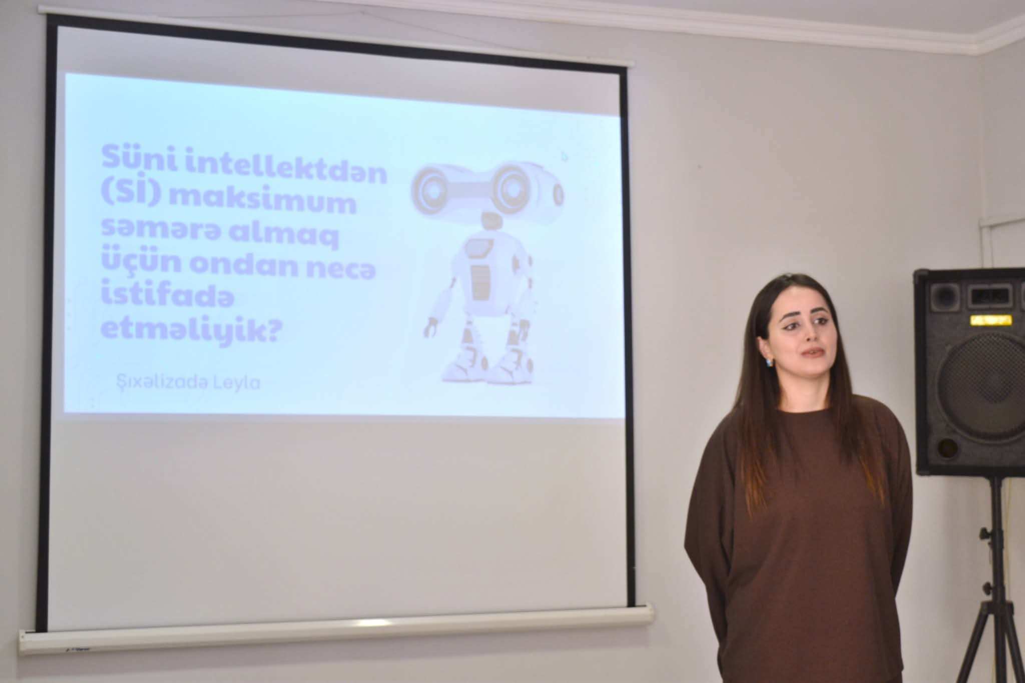 Kollecdə “Gələcəyin kodu” adlı təlim keçirilib