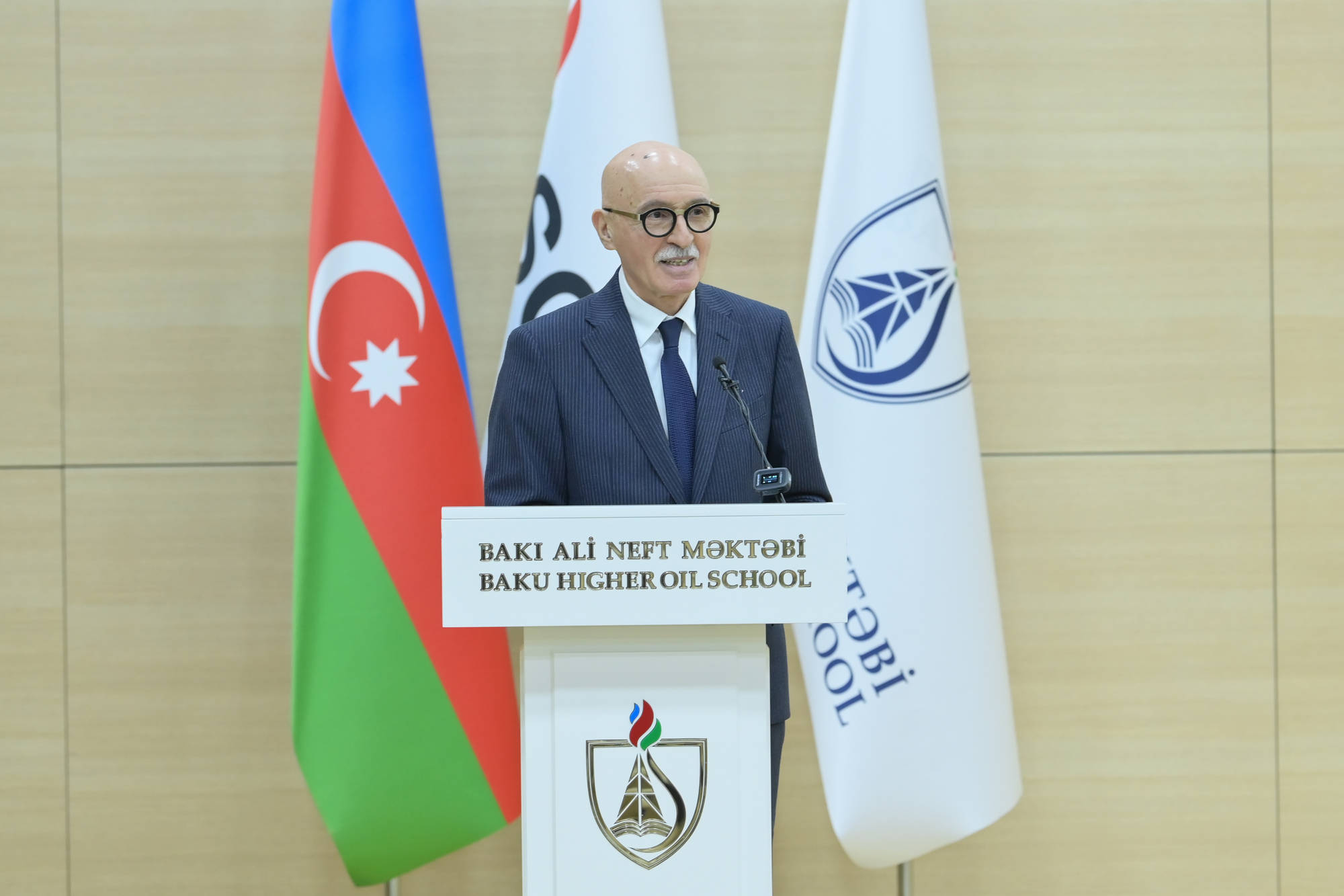 “Sabahın alimləri” müsabiqəsinin qalibləri mükafatlandırılıb