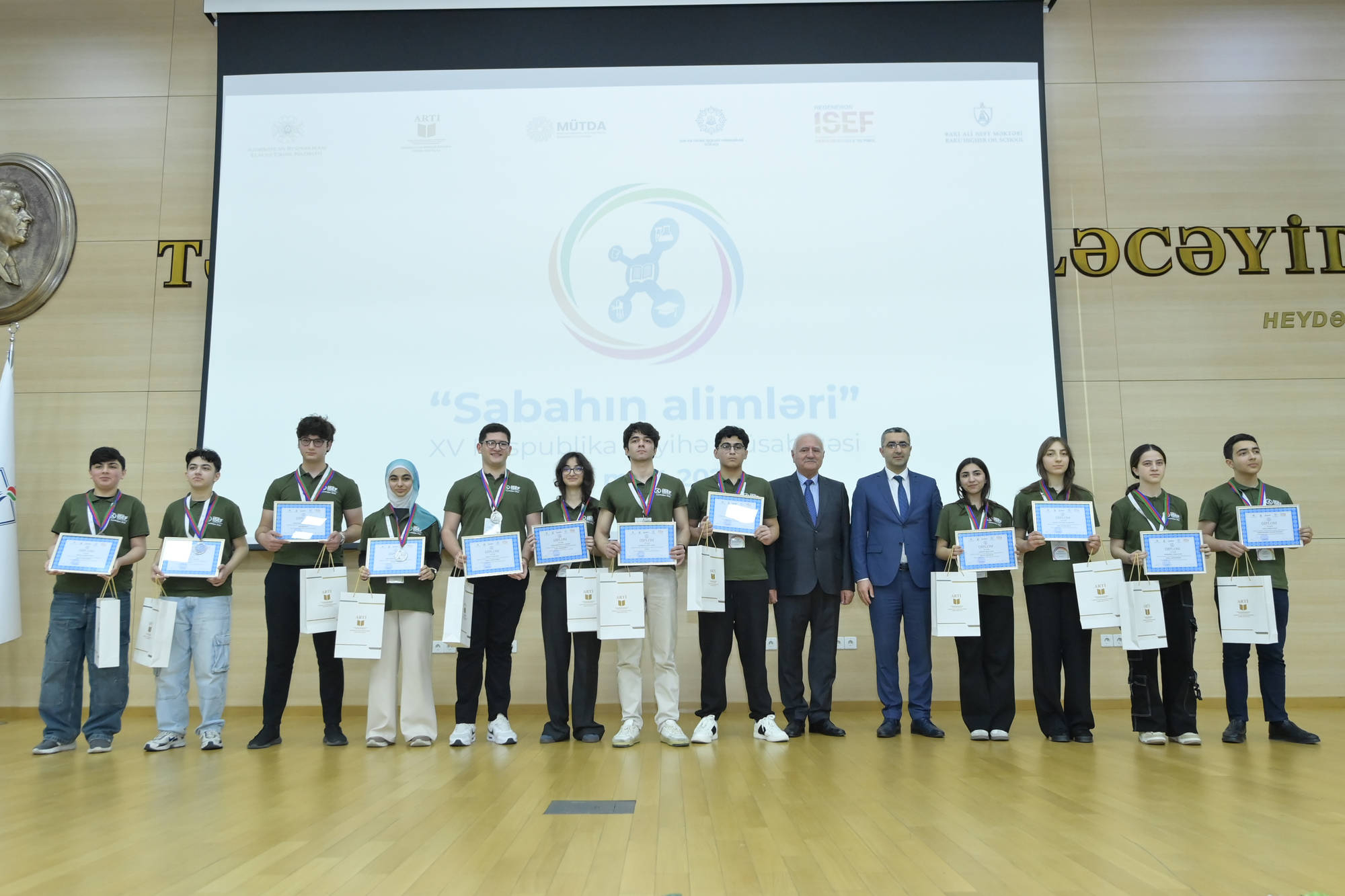 “Sabahın alimləri” müsabiqəsinin qalibləri mükafatlandırılıb