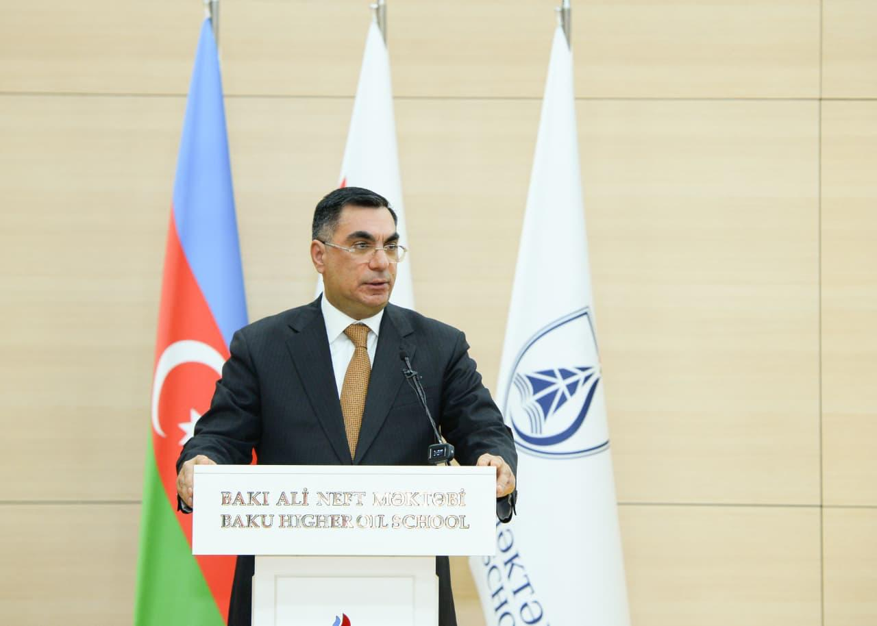 “Sabahın alimləri” müsabiqəsinin qalibləri mükafatlandırılıb