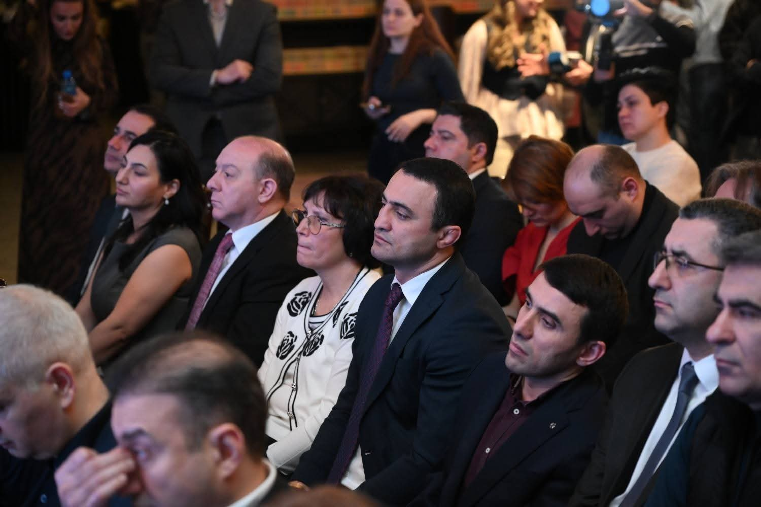 Fizioterapiyaya həsr olunmuş yeni kitab oxuculara təqdim edilib