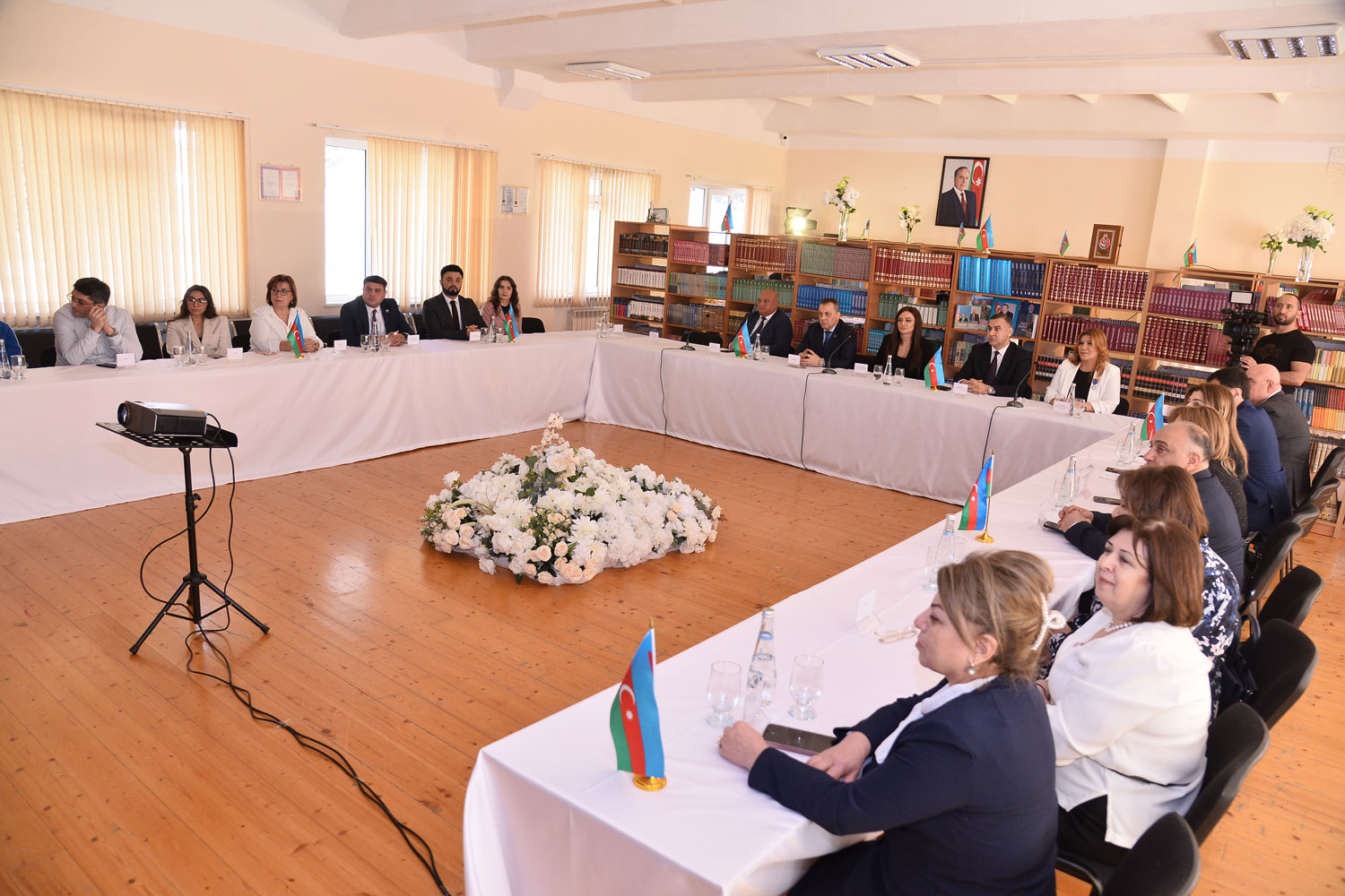 “Məktəb ictimai müzakirədə” layihəsi çərçivəsində görüş keçirilib