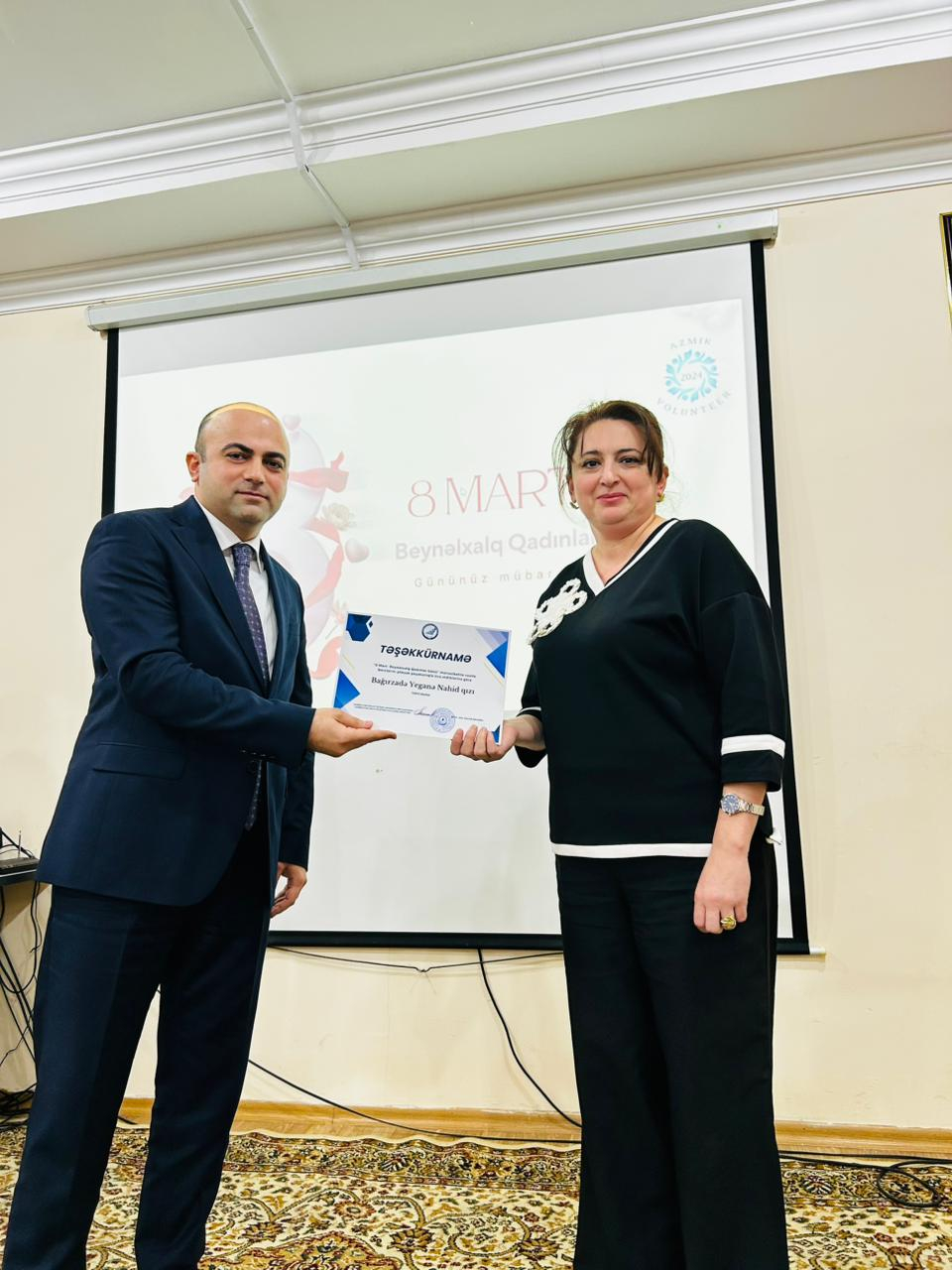 Azərbaycan Maliyyə-İqtisad Kollecində Beynəlxalq Qadınlar Günü qeyd olunub