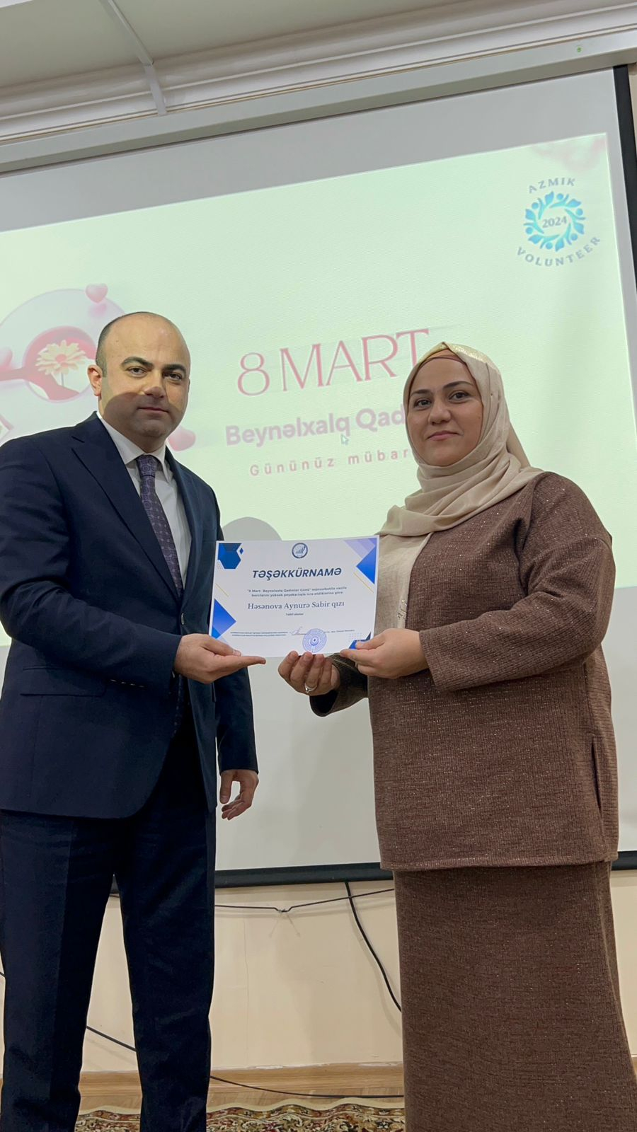 Azərbaycan Maliyyə-İqtisad Kollecində Beynəlxalq Qadınlar Günü qeyd olunub