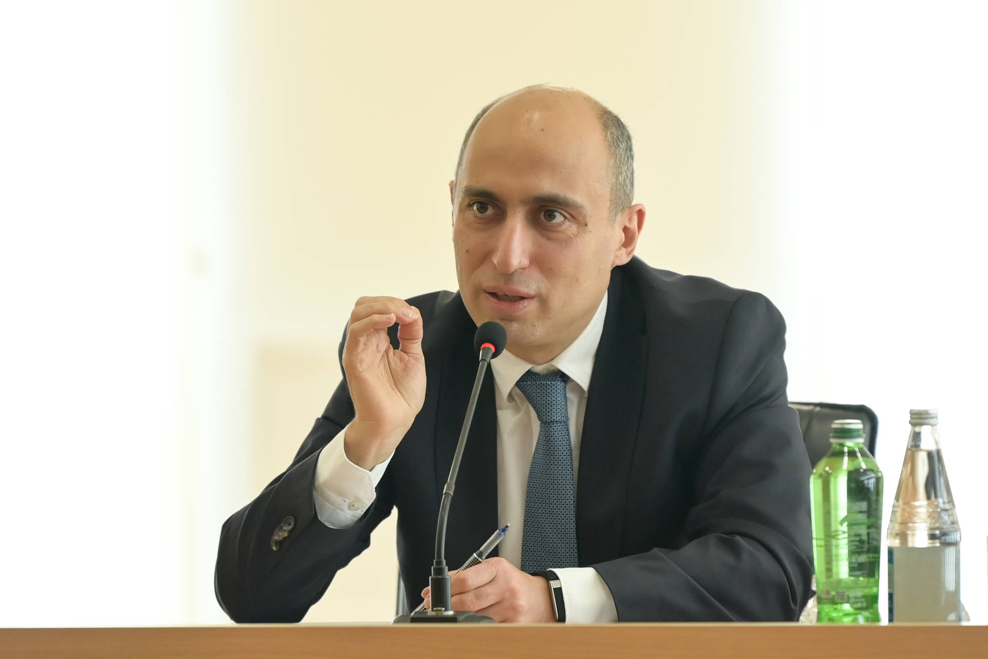 Nazir işğaldan azad olunmuş ərazilərdə çalışan müəllimlərlə görüşüb