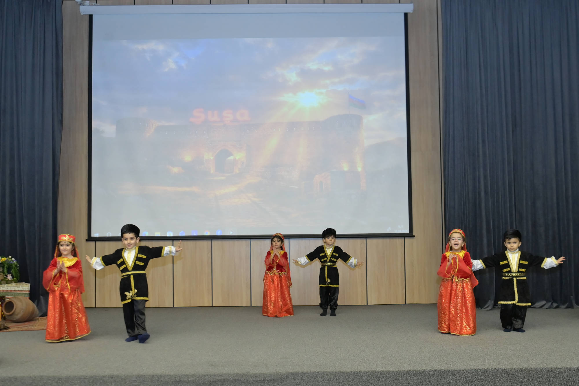 Elm və təhsil naziri Şuşada tədris prosesini izləyib