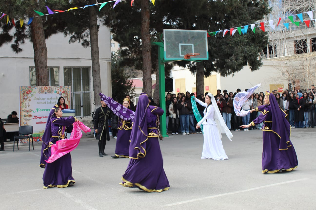 STK-da “Bahar nəfəsli sənət izləri” adlı tədbir keçirilib