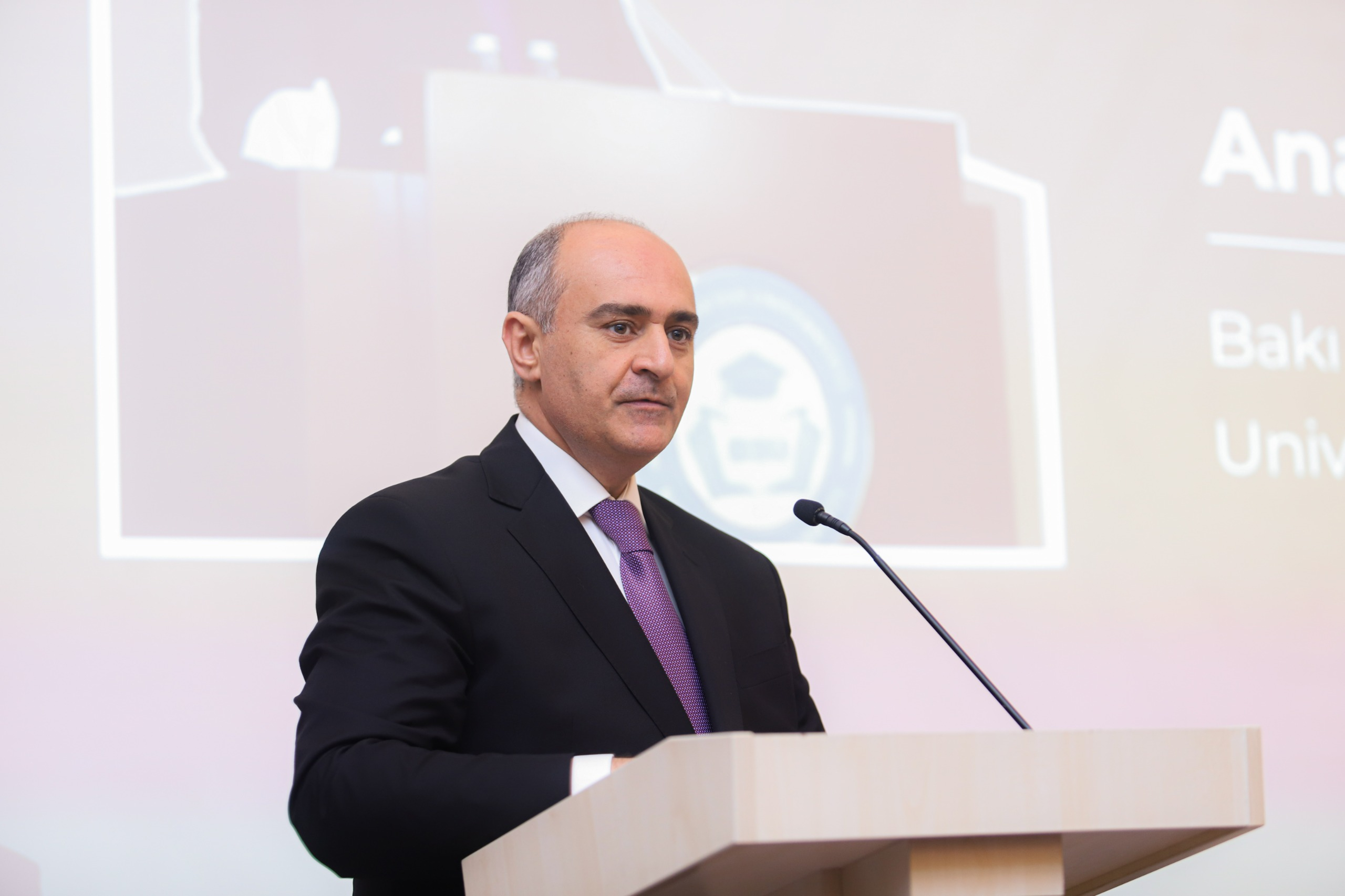 “Atropatena – Adorbayqan adlı dövlətin yaranması”  kitabının təqdimatı keçirilib