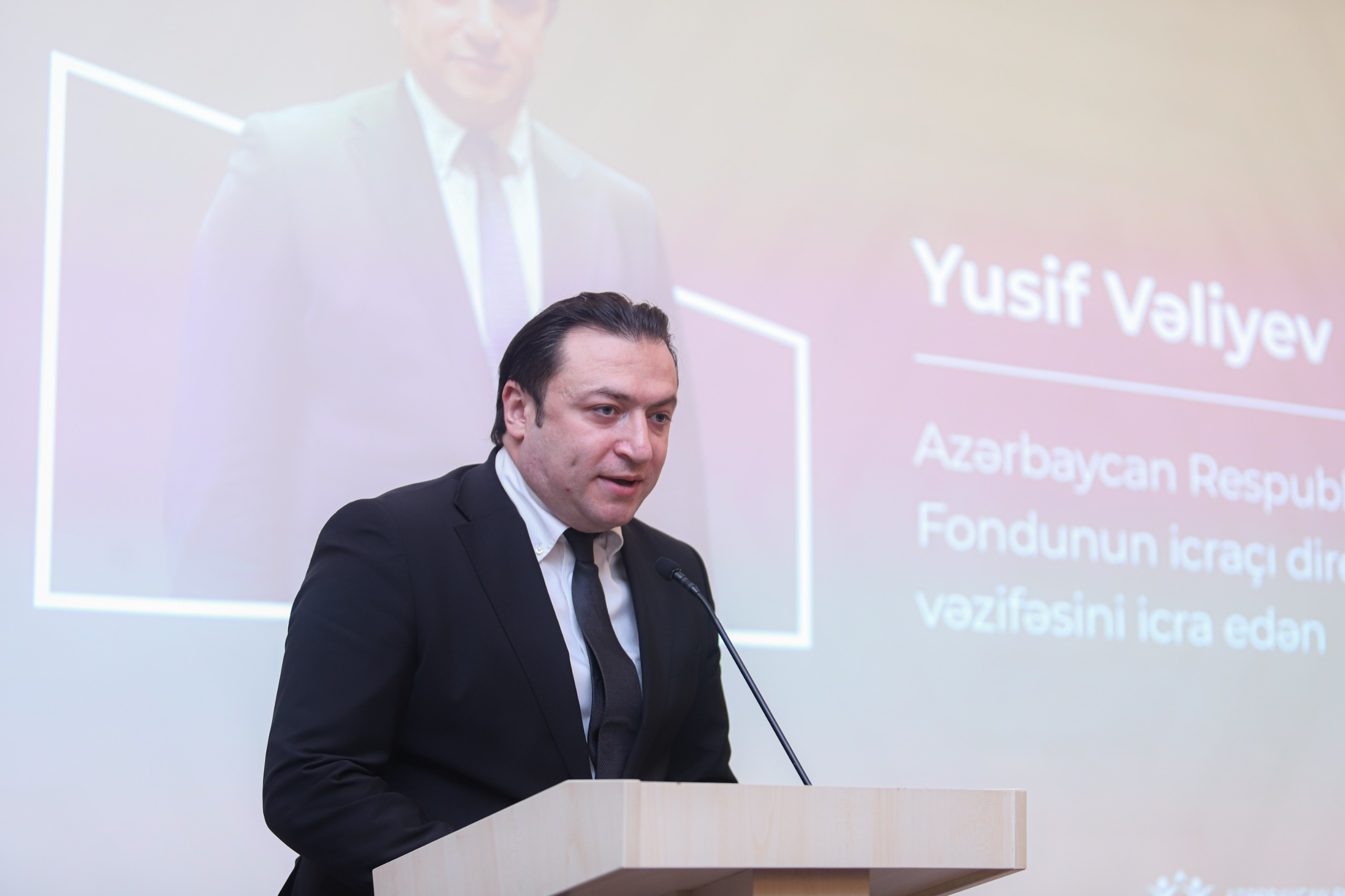 “Atropatena – Adorbayqan adlı dövlətin yaranması”  kitabının təqdimatı keçirilib