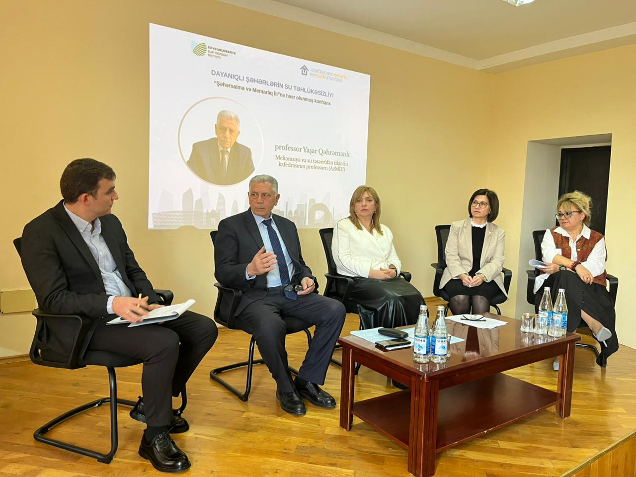 AzMİU-da “Dayanıqlı şəhərlərin su təhlükəsizliyi” mövzusunda konfrans keçirilib