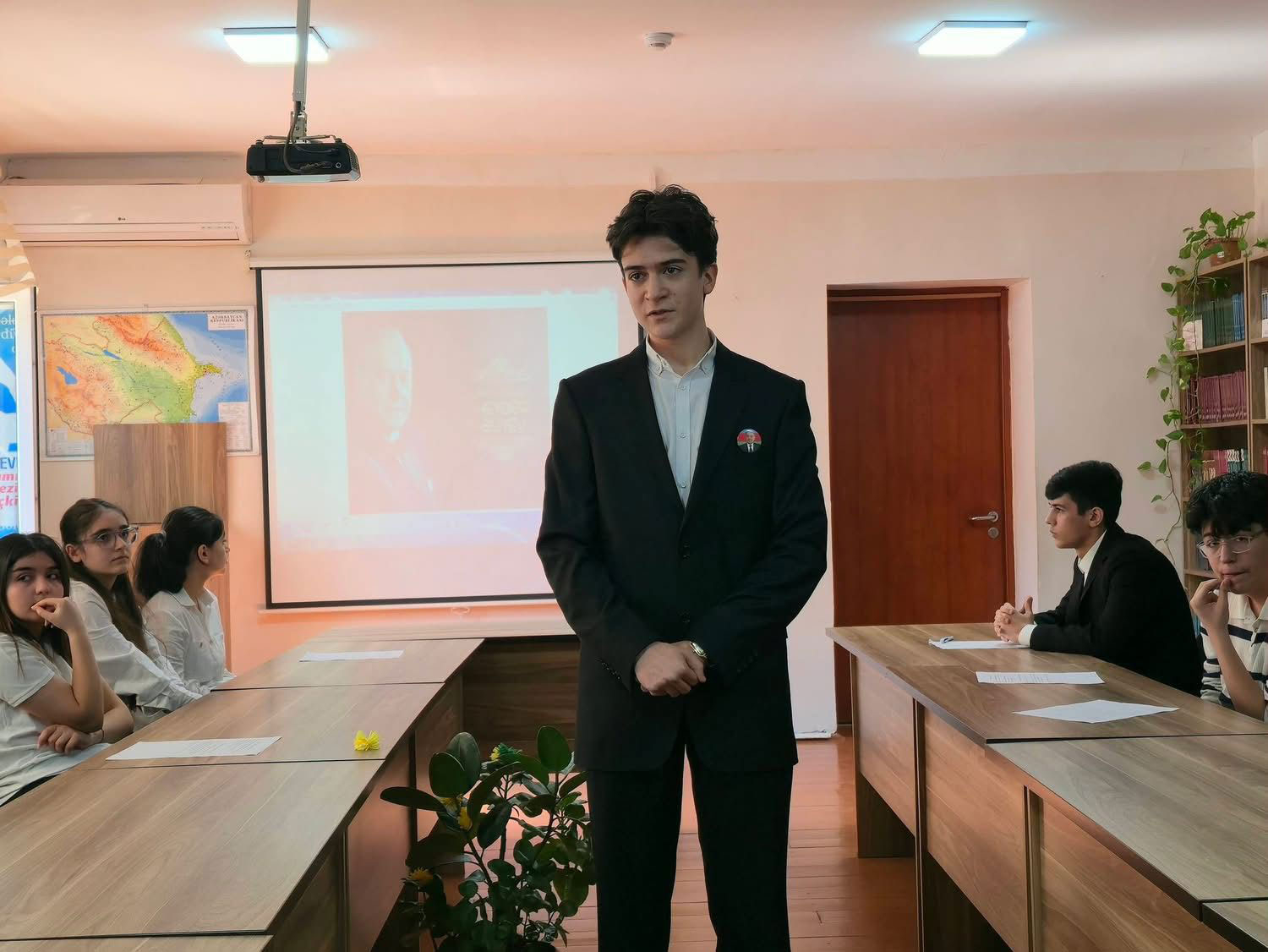 Paytaxt üzrə 17 ən yaxşı təqdimat müəllifi ölkə turunda iştirak edəcək