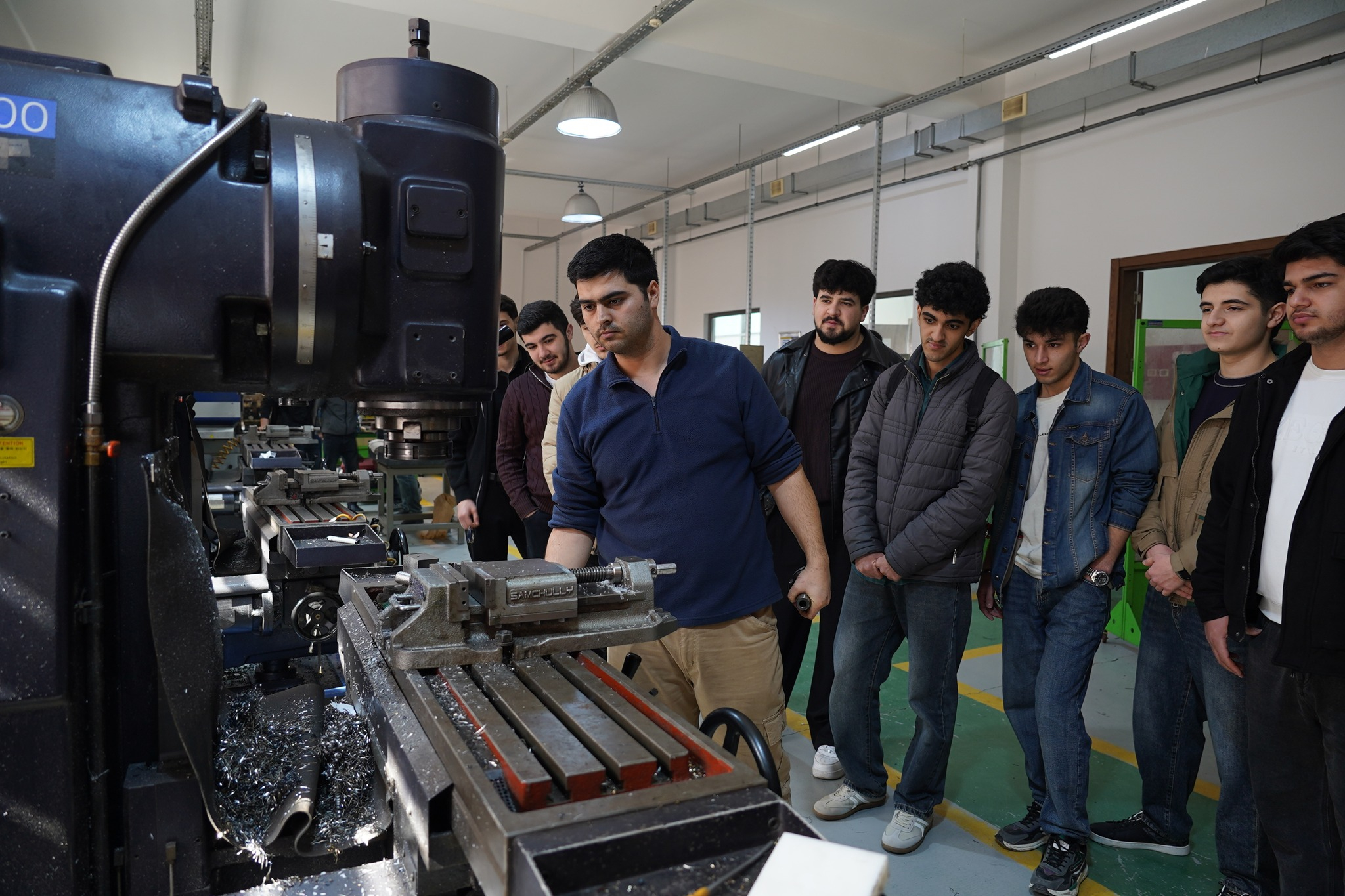 Sənaye və İnnovasiyalar üzrə Bakı Dövlət Peşə Təhsil Mərkəzində infotur olub