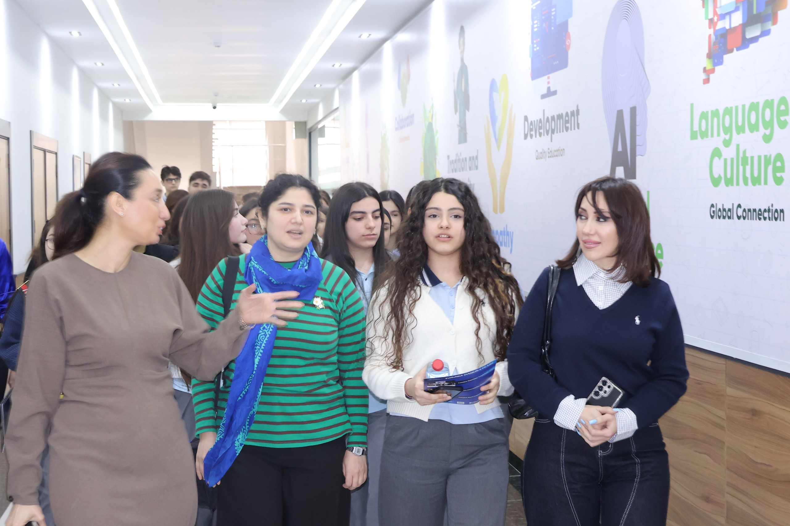 BSU-da abituriyentlər üçün fürsət: maarifləndirici infoturlar başlayıb