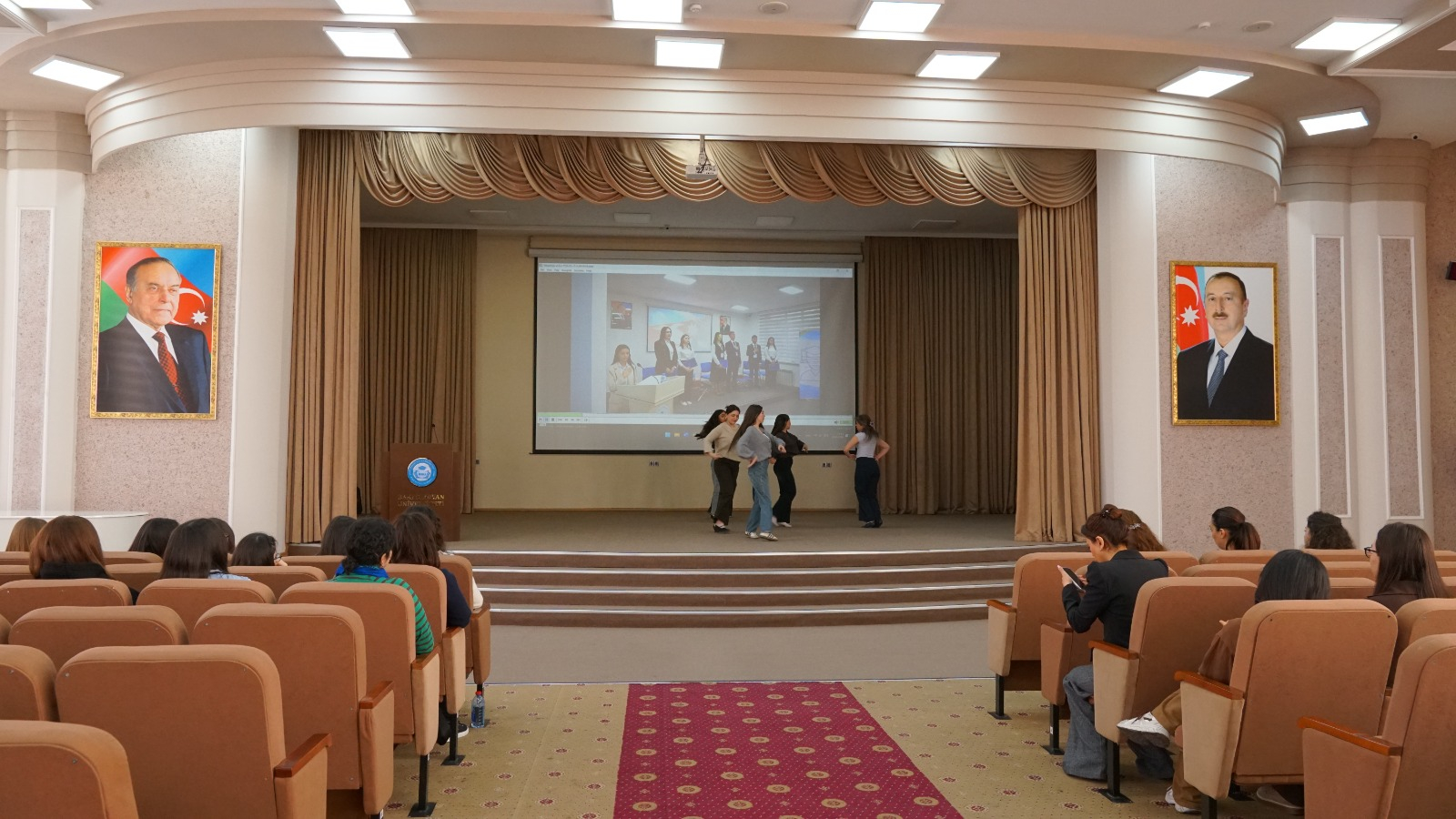 BSU-da abituriyentlər üçün fürsət: maarifləndirici infoturlar başlayıb