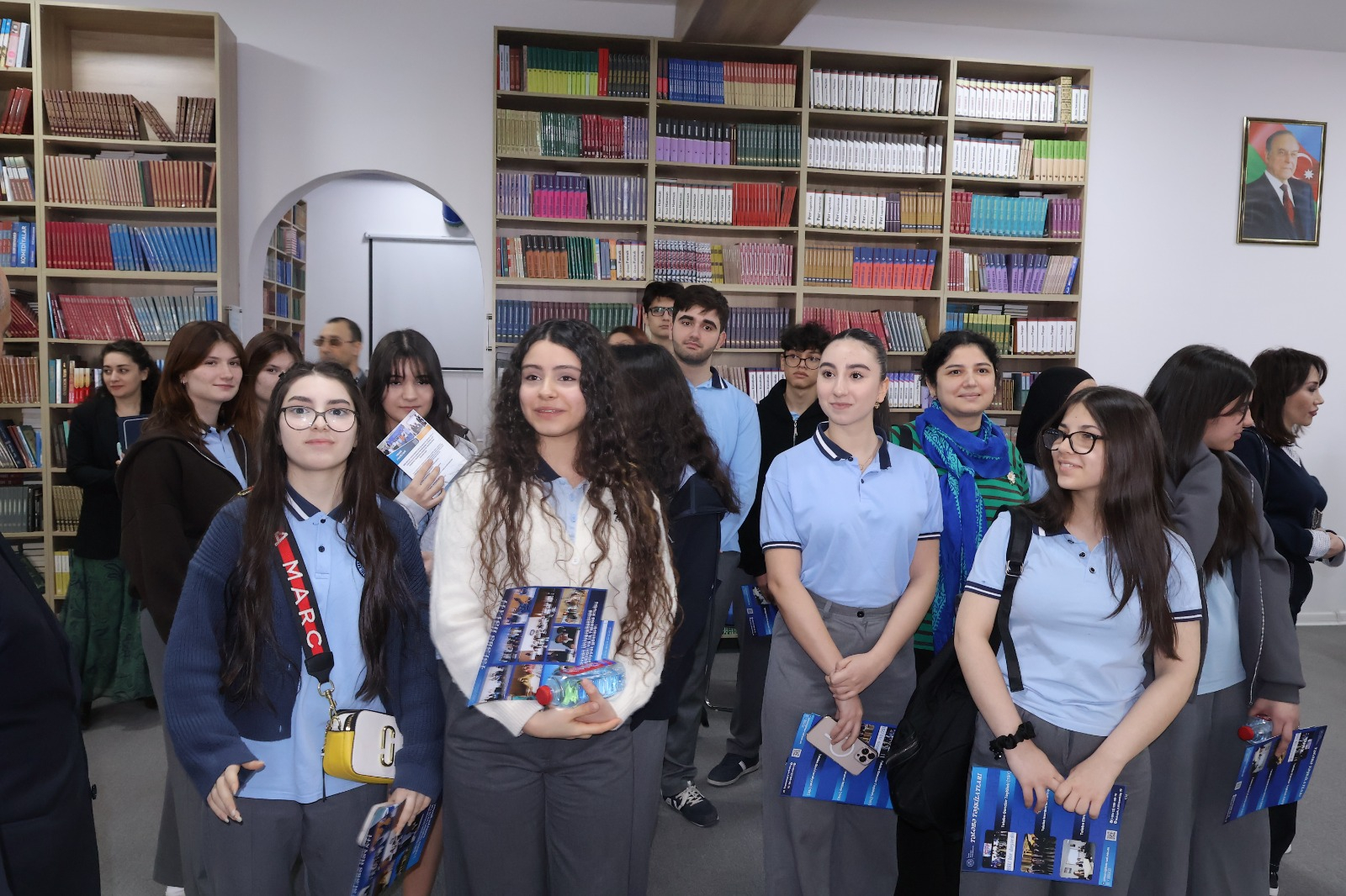 BSU-da abituriyentlər üçün fürsət: maarifləndirici infoturlar başlayıb