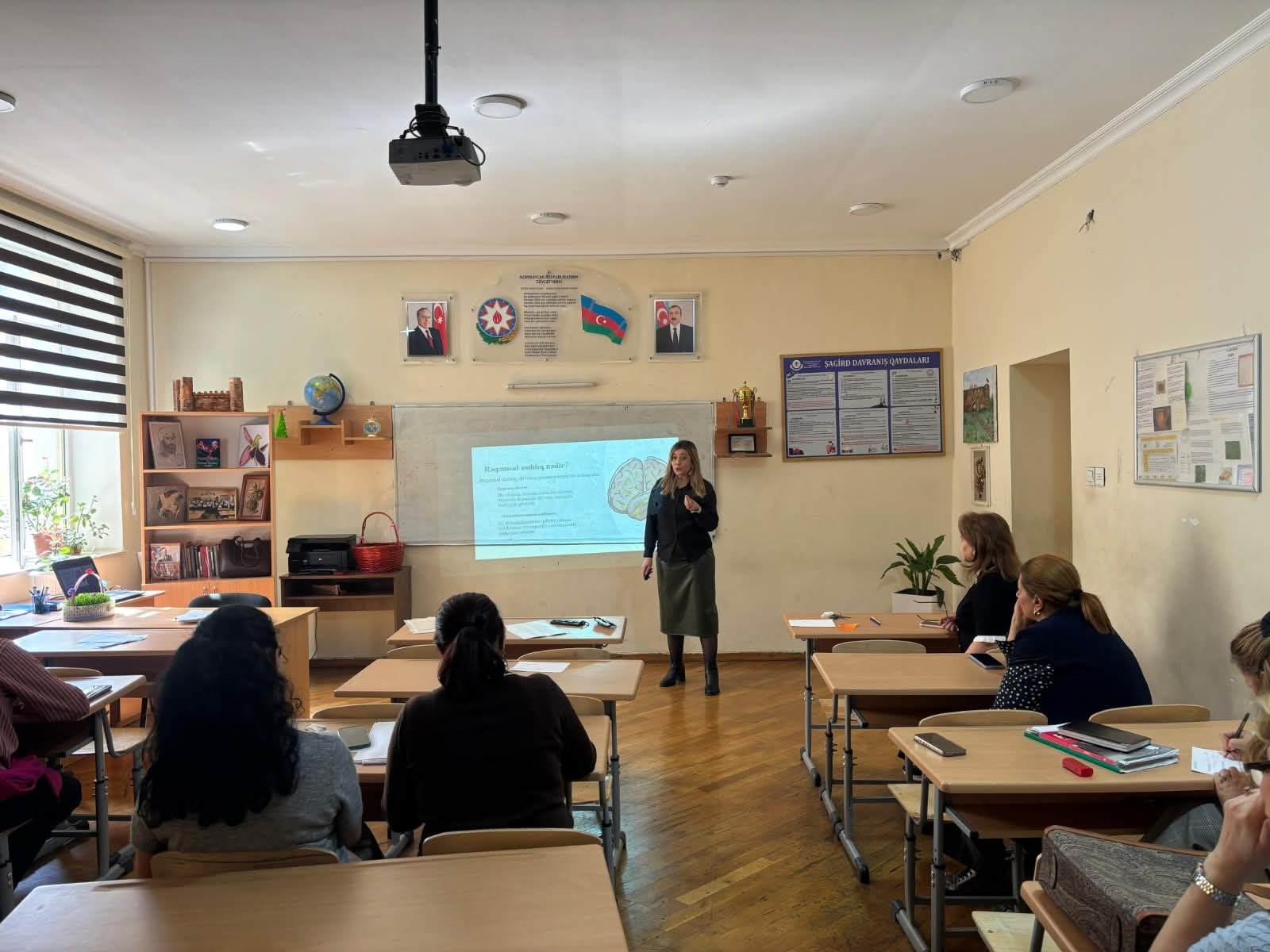 “Rəqəmsal asılılıq və XXI əsr şagirdi” adlı pilot layihəyə start verilib