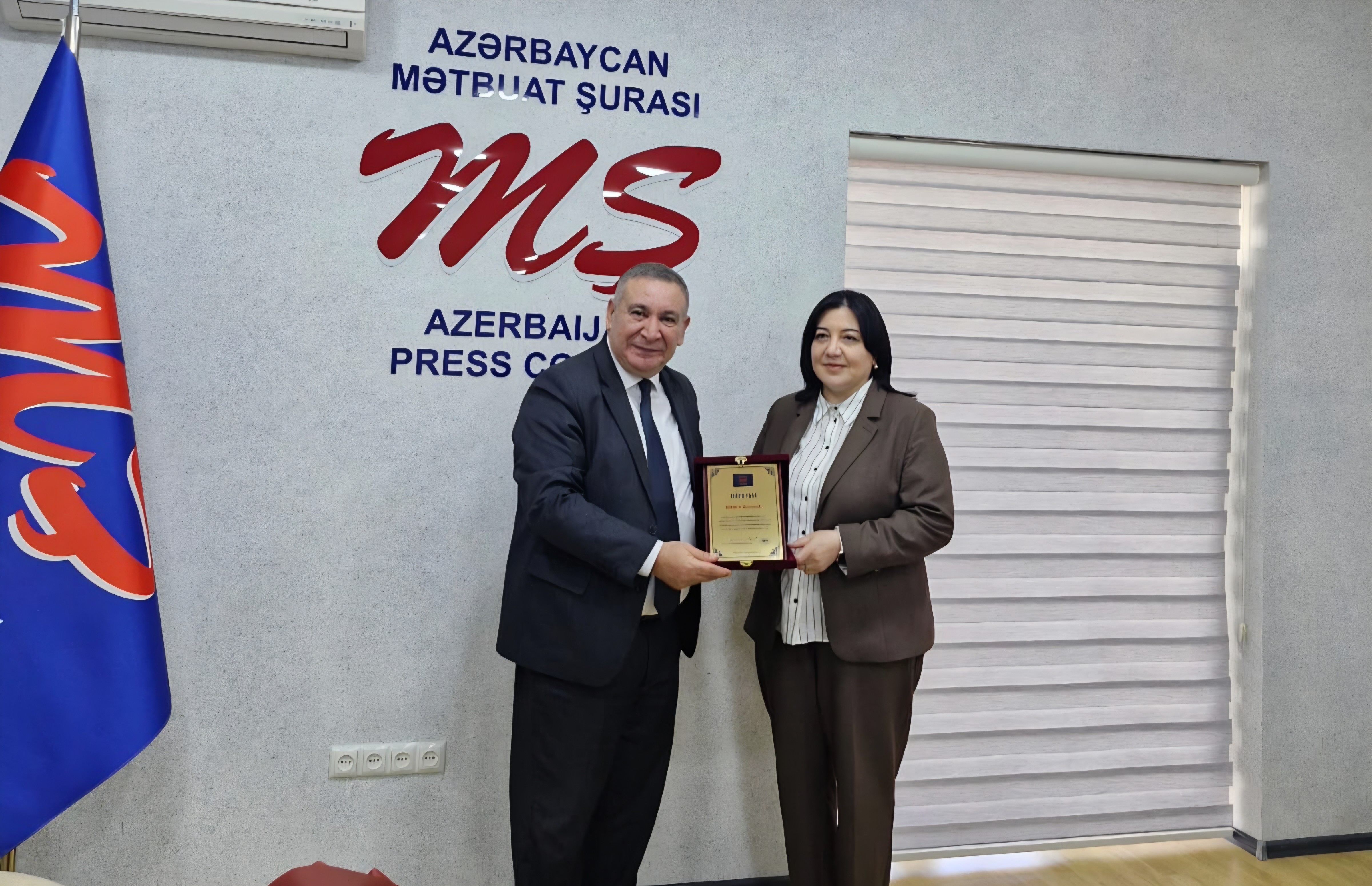 Billurə Hacızadə 50 illiyi münasibətilə Mətbuat Şurasında təltif olunub