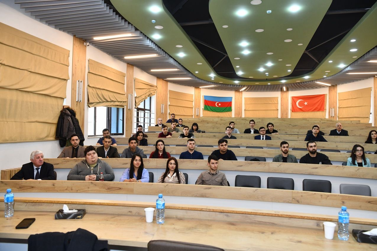 Süni intellektin qaz hasilatı quyularında tətbiqinə dair seminar keçirilib