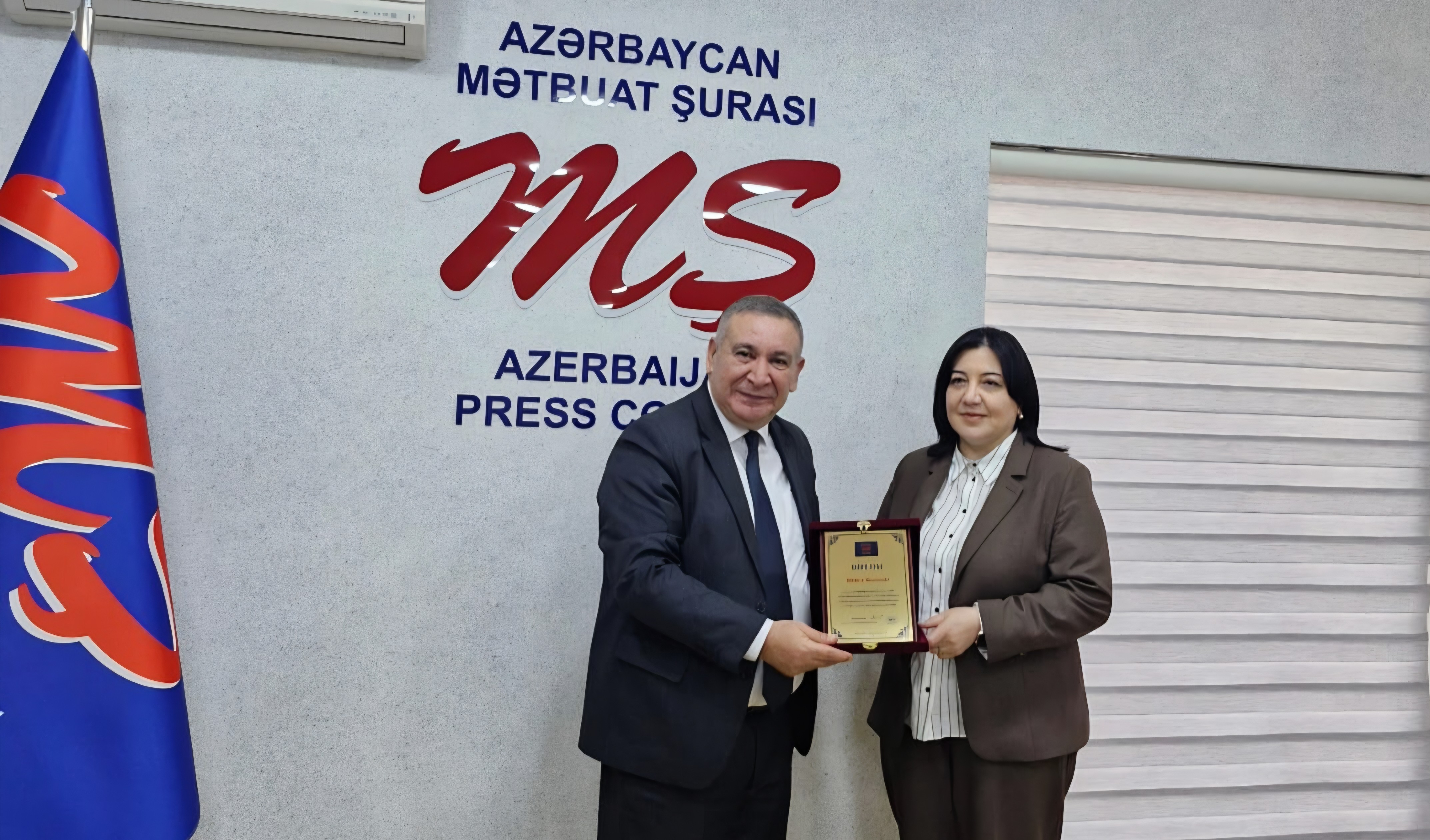 Billurə Hacızadə 50 illiyi münasibətilə Mətbuat Şurasında təltif olunub