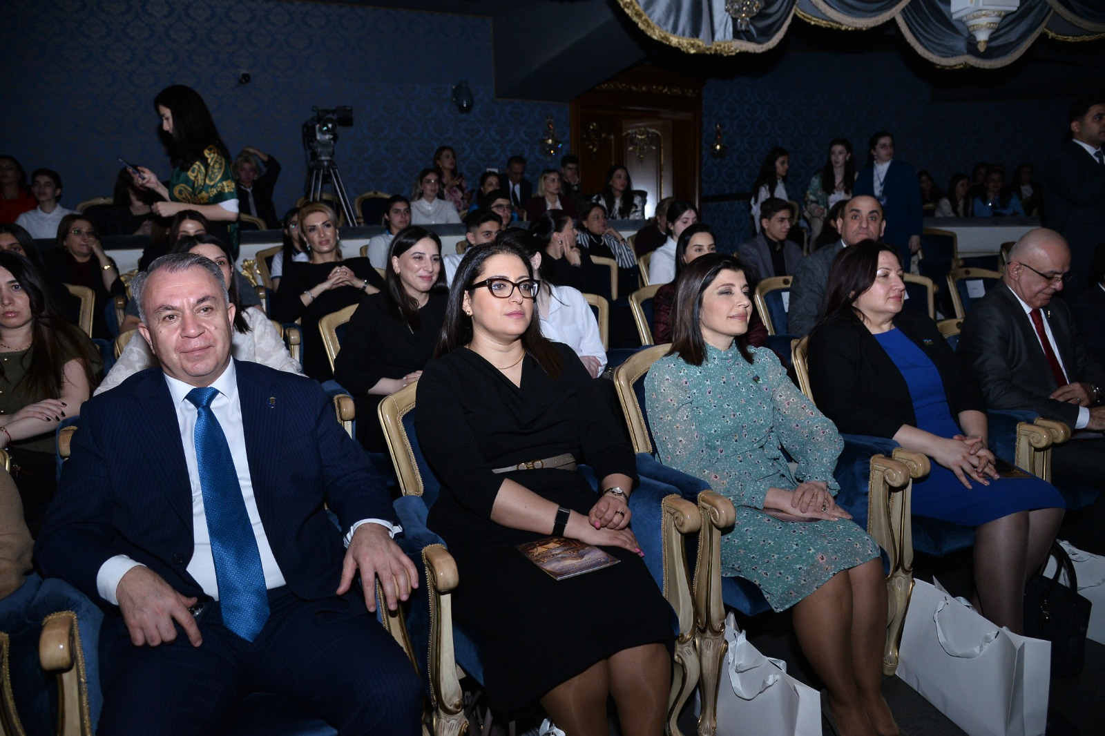 Keçmişin səsi, gələcəyin nəfəsi - Məktəblilərdən möhtəşəm ifa