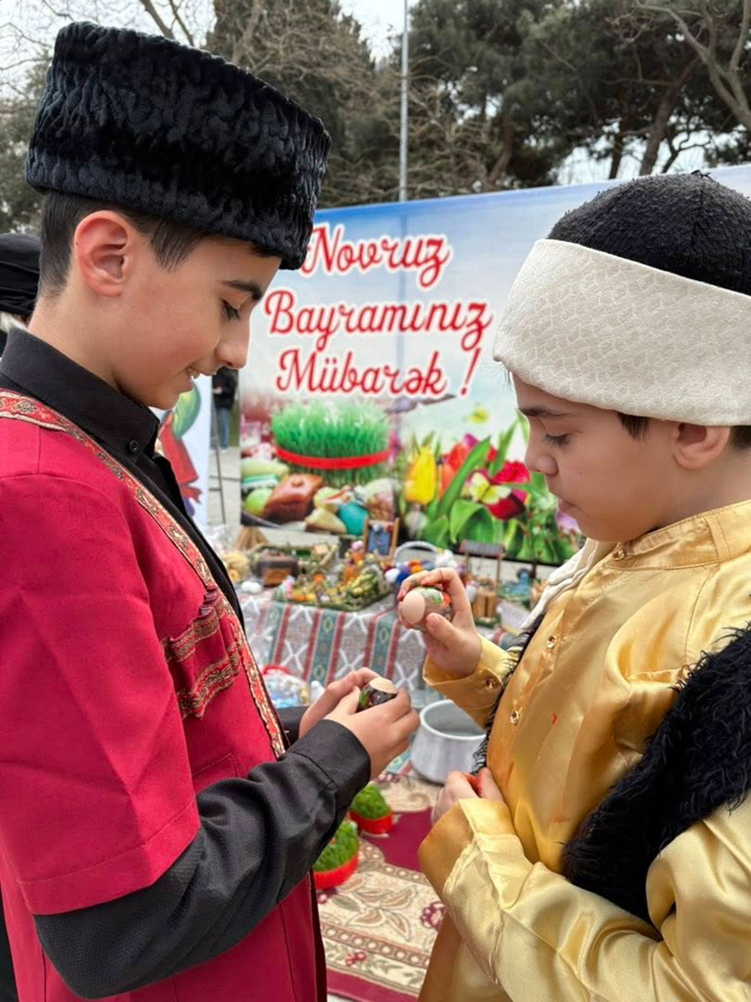 Məktəblilərin bahar sevinci