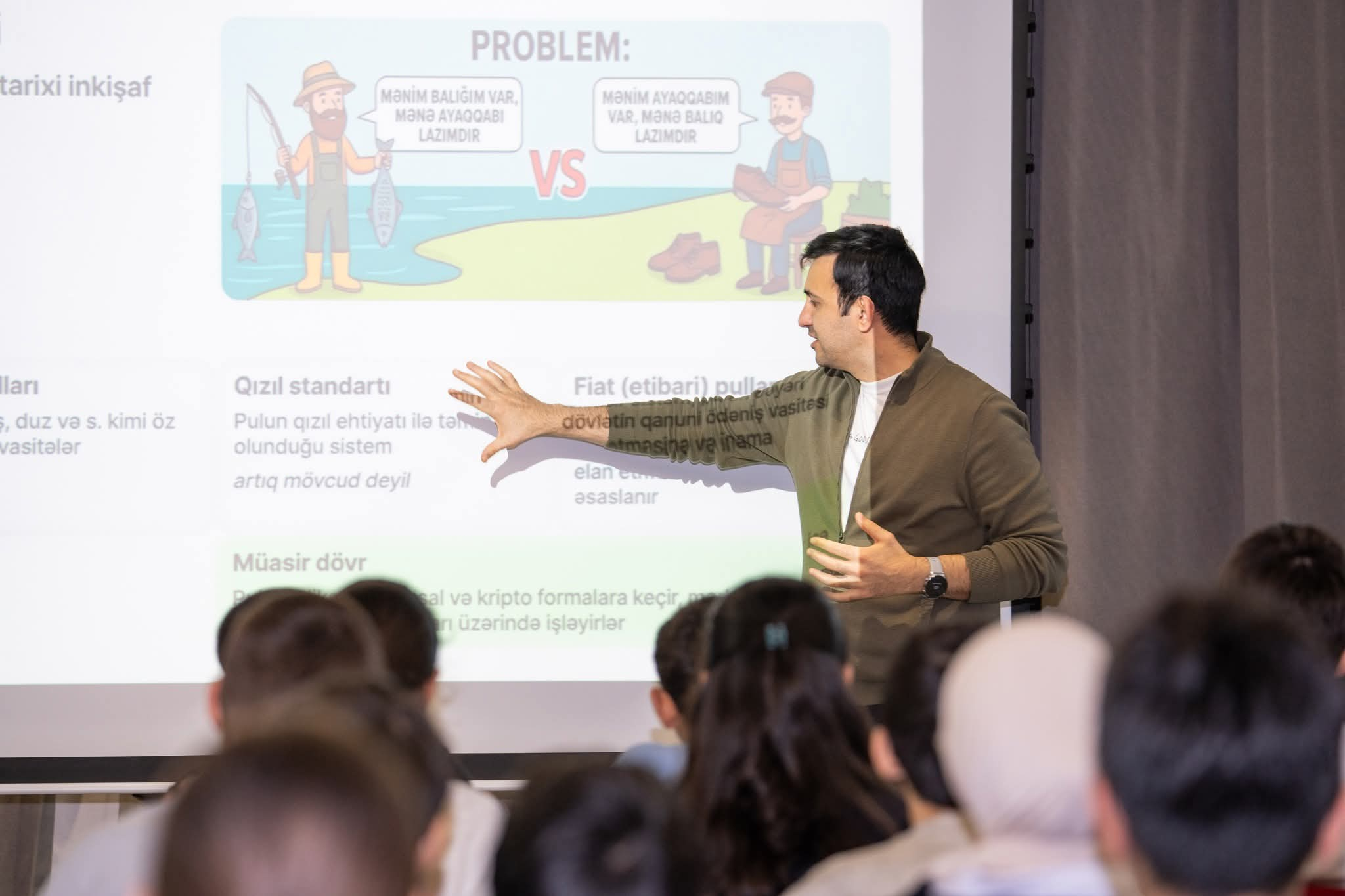 Şagirdlərin maliyyə savadlılığının artırılmasına yönəlmiş maarifləndirici sessiya keçirilib