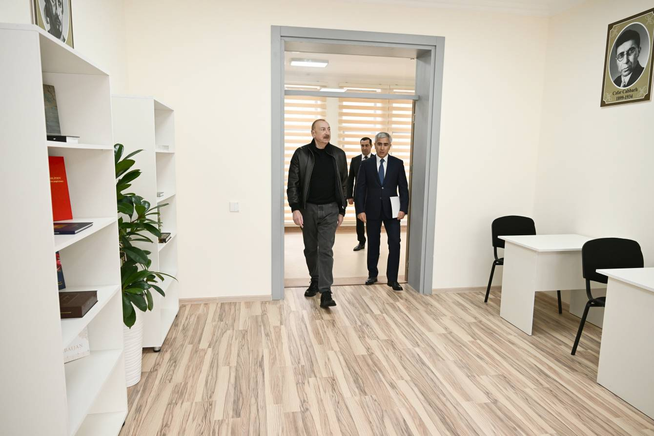 İlham Əliyev Şamaxı Avropa liseyinin yeni binasının açılışında iştirak edib