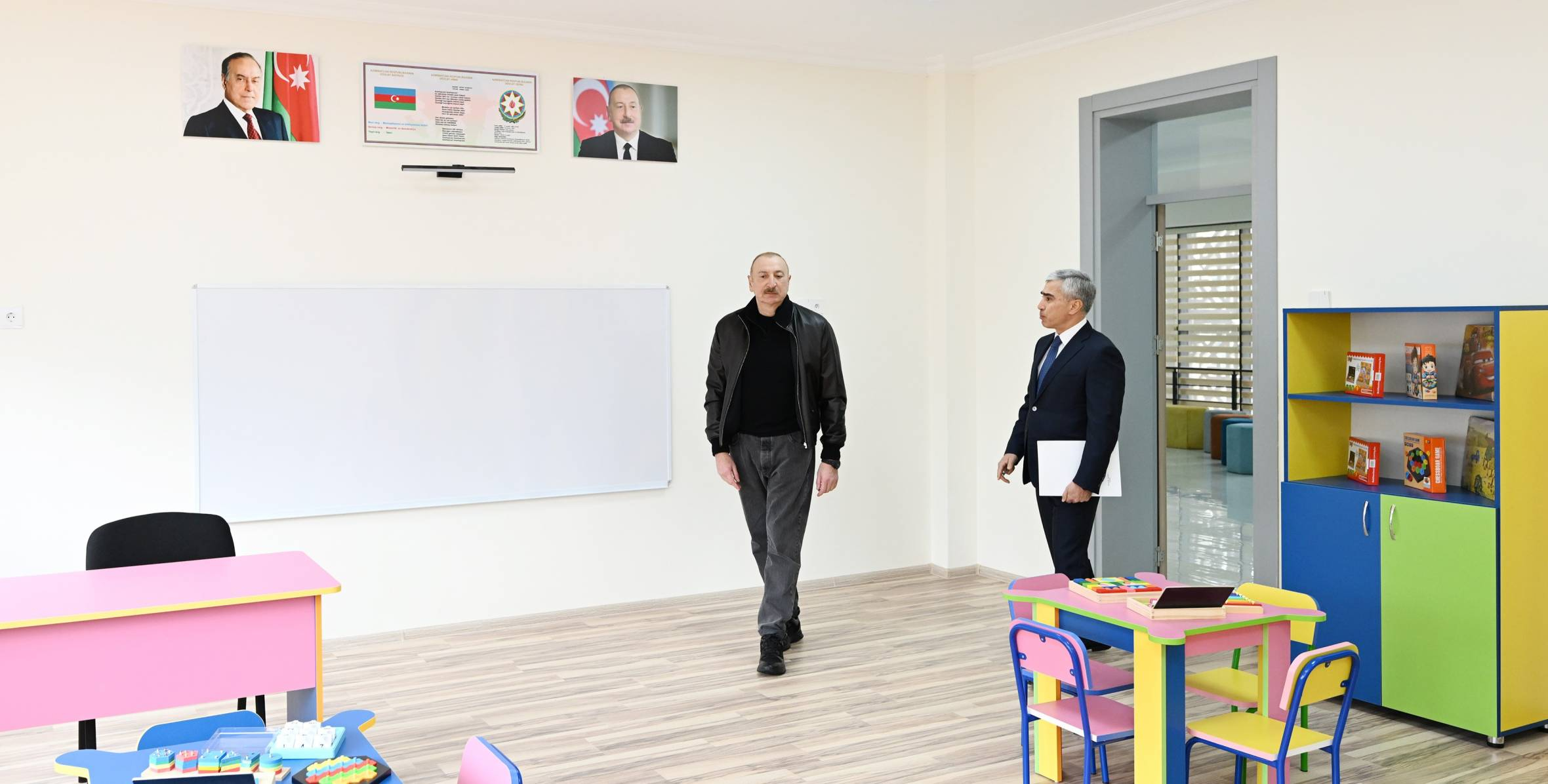 İlham Əliyev Şamaxı Avropa liseyinin yeni binasının açılışında iştirak edib