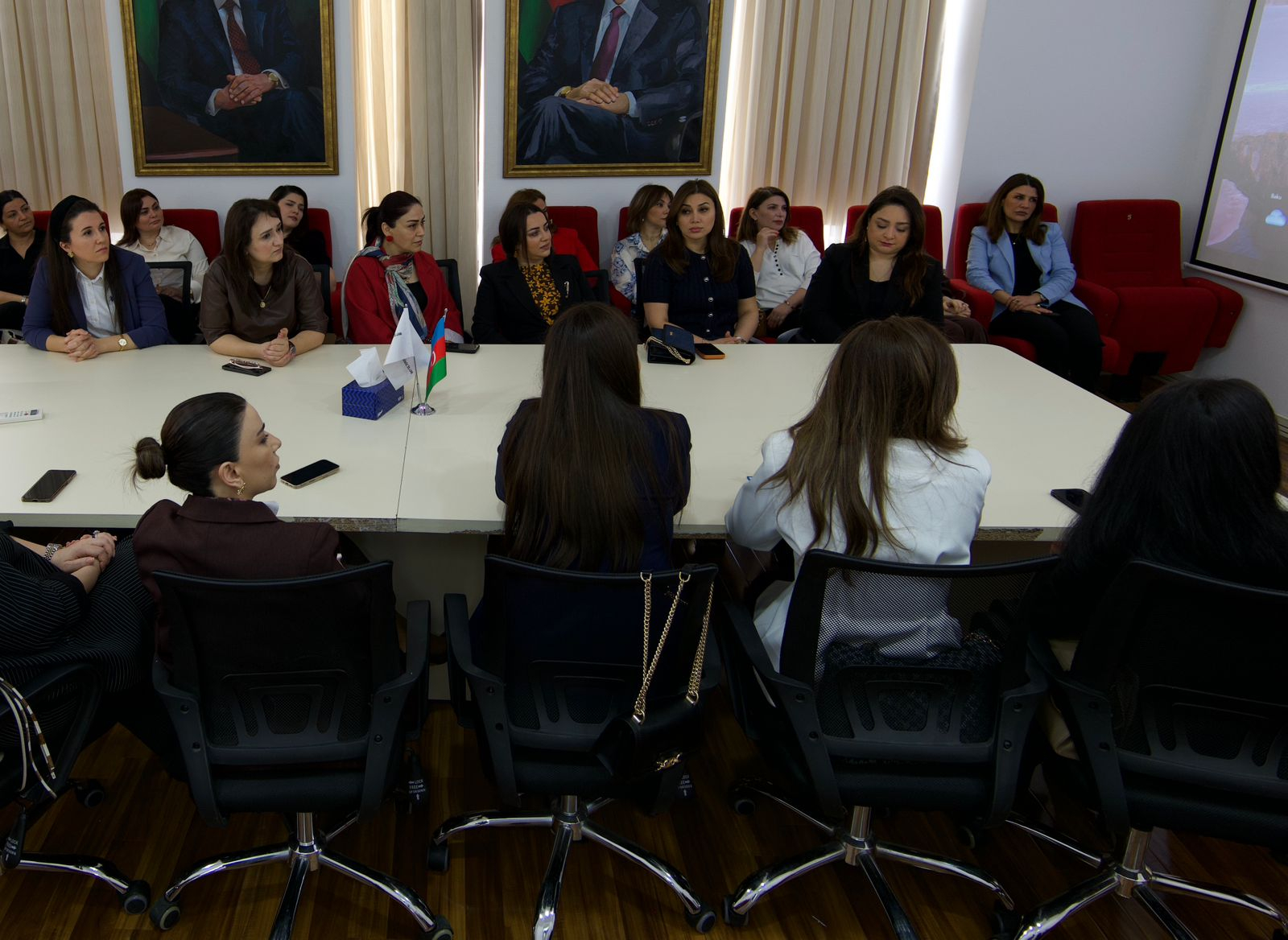 Təhsil liderləri üçün mini MBA proqramının açılış tədbiri keçirilib