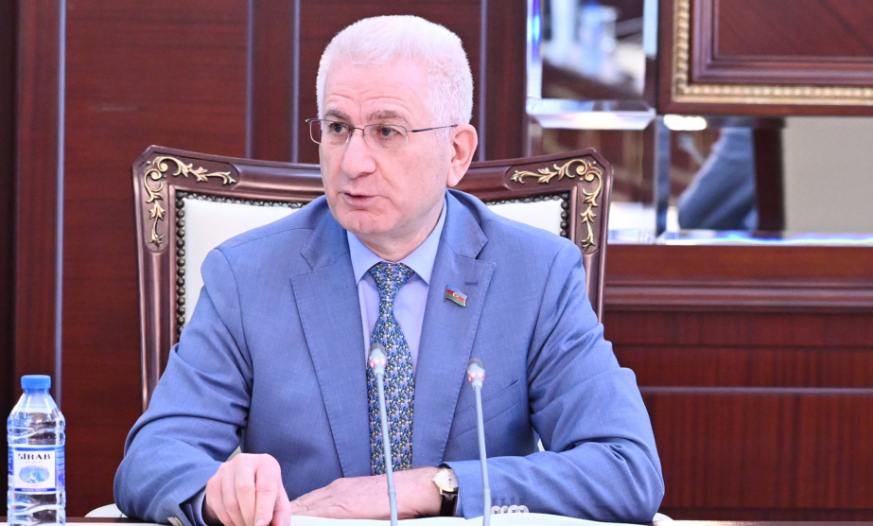 Bəxtiyar Əliyev: Özəl təhsil müəssisələrinin müəllimləri də sertifikasiyaya cəlb olunmalıdır