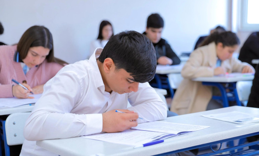 Naxçıvanda buraxılış imtahanının vaxtı dəyişdirilib