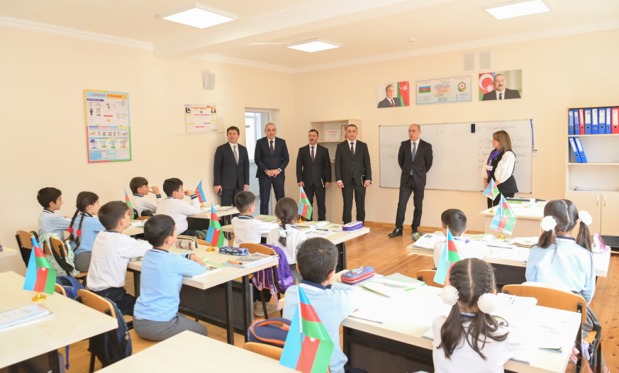 Elm və təhsil naziri Xankəndi və Xocalıda təhsil müəssisələrində olub