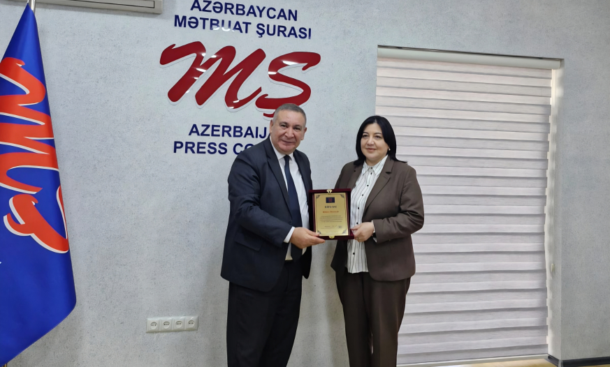 Billurə Hacızadə 50 illiyi münasibətilə Mətbuat Şurasında təltif olunub