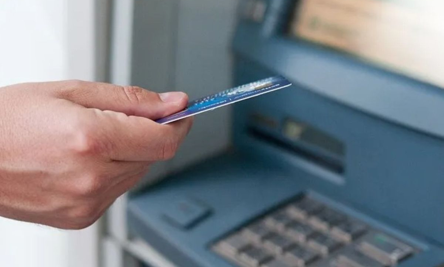 80 faizdən daha çox nəticə göstərənlərin maaşları 35 faiz artırılsın