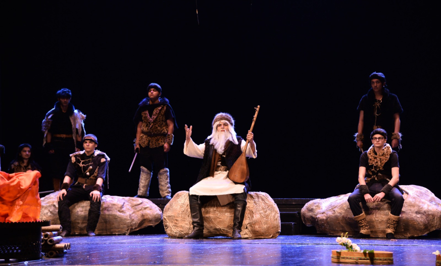 Keçmişin səsi, gələcəyin nəfəsi - Məktəblilərdən möhtəşəm ifa