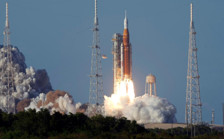 Yarım əsr sonra Aya ilk insanlı uçuş gerçəkləşdi