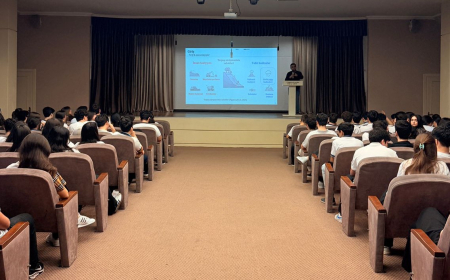 ADNSU məktəblilərlə görüşlərə start verib 