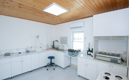 BMU-da aqrokimyəvi analizlərin aparılacağı müasir laboratoriya açılıb 