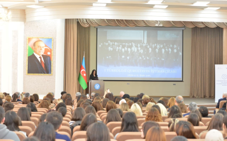 Türkoloji tədqiqatların gələcəyi Bakıda müzakirə olundu 