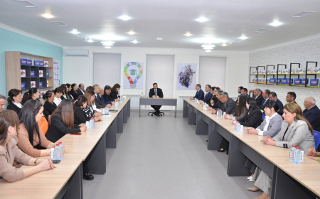 Həsən Həsənli Şamaxıda müəllim və valideynlərlə görüşüb 