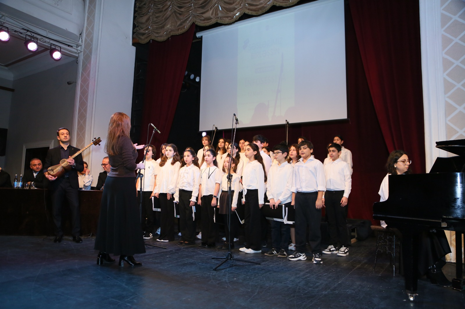 Məktəblilər xor qrupu yaradıb festivala qatılacaqlar