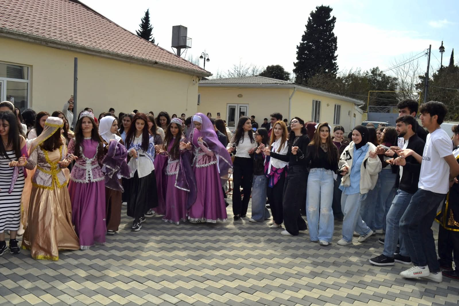 Kollecdə “Novruz gəlir, yaz gəlir” adlı tədbir keçirilib