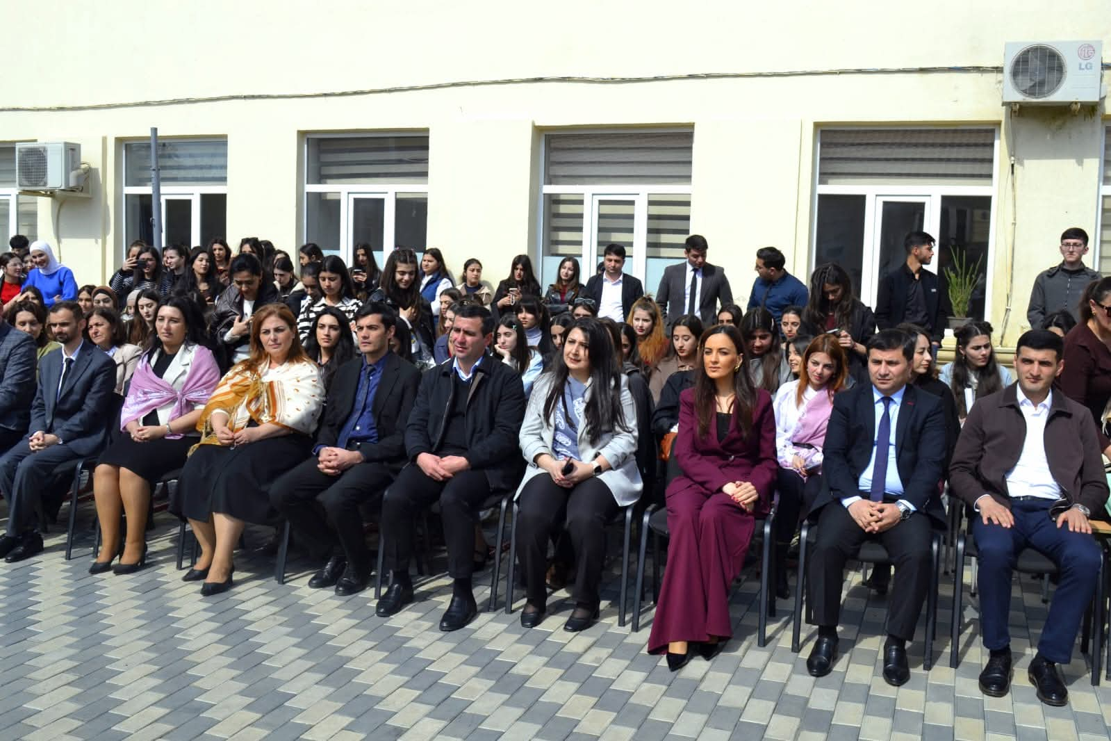 Kollecdə “Novruz gəlir, yaz gəlir” adlı tədbir keçirilib