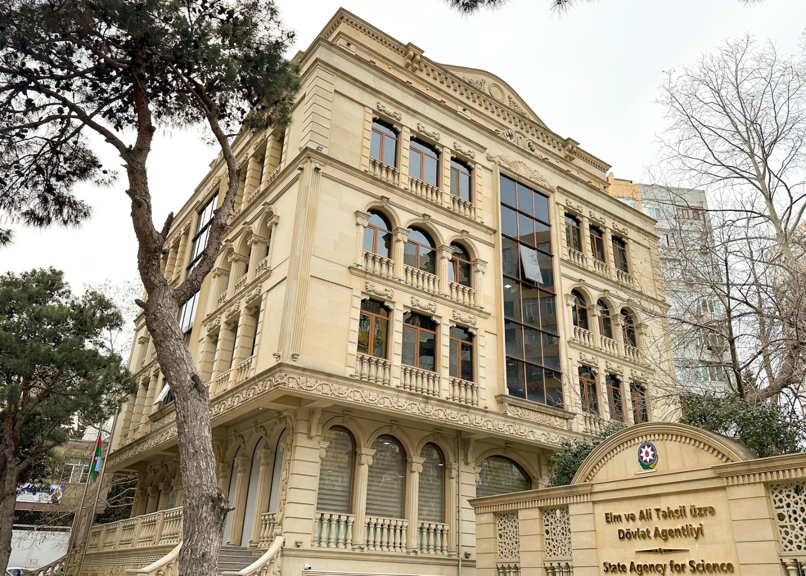 Dövlət sifarişi əsasında təhsil alan tələbələrdən ödəniş tələb oluna bilməz