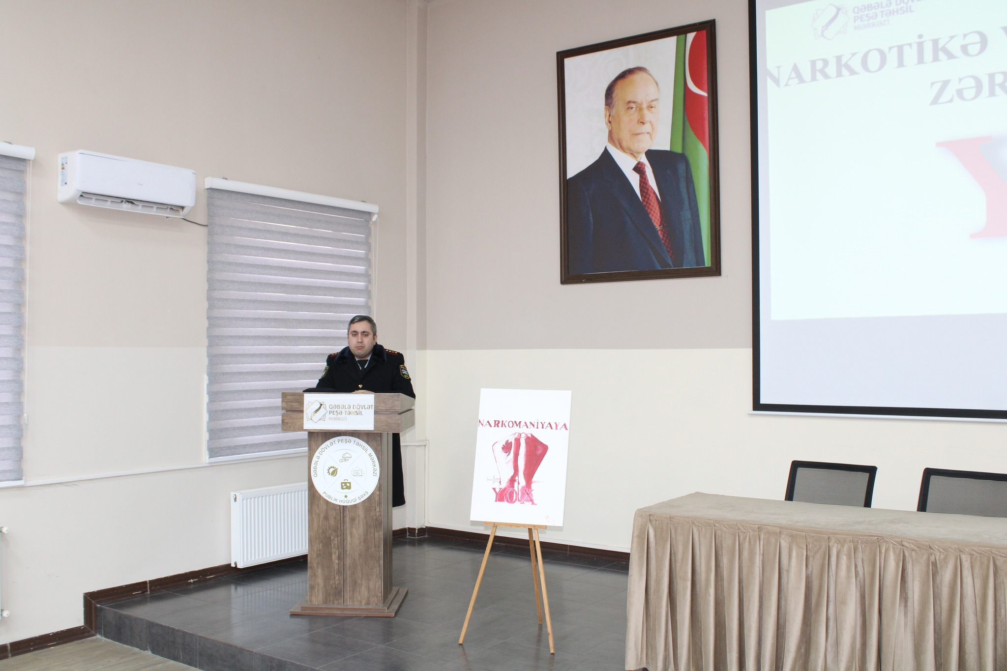 Qəbələdə gənclər zərərli vərdişlərin fəsadları barədə məlumatlandırılıb