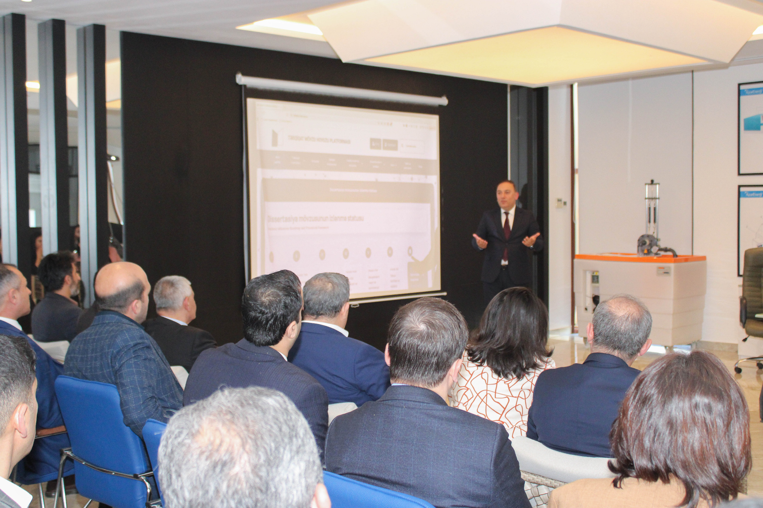 MDU-da “Tədqiqat mövzu hovuzu platforması” təqdim olunub