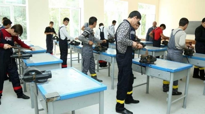 Azərbaycanda peşə təhsilində yaş müxtəlifliyi: 13-dən 78 yaşa qədər