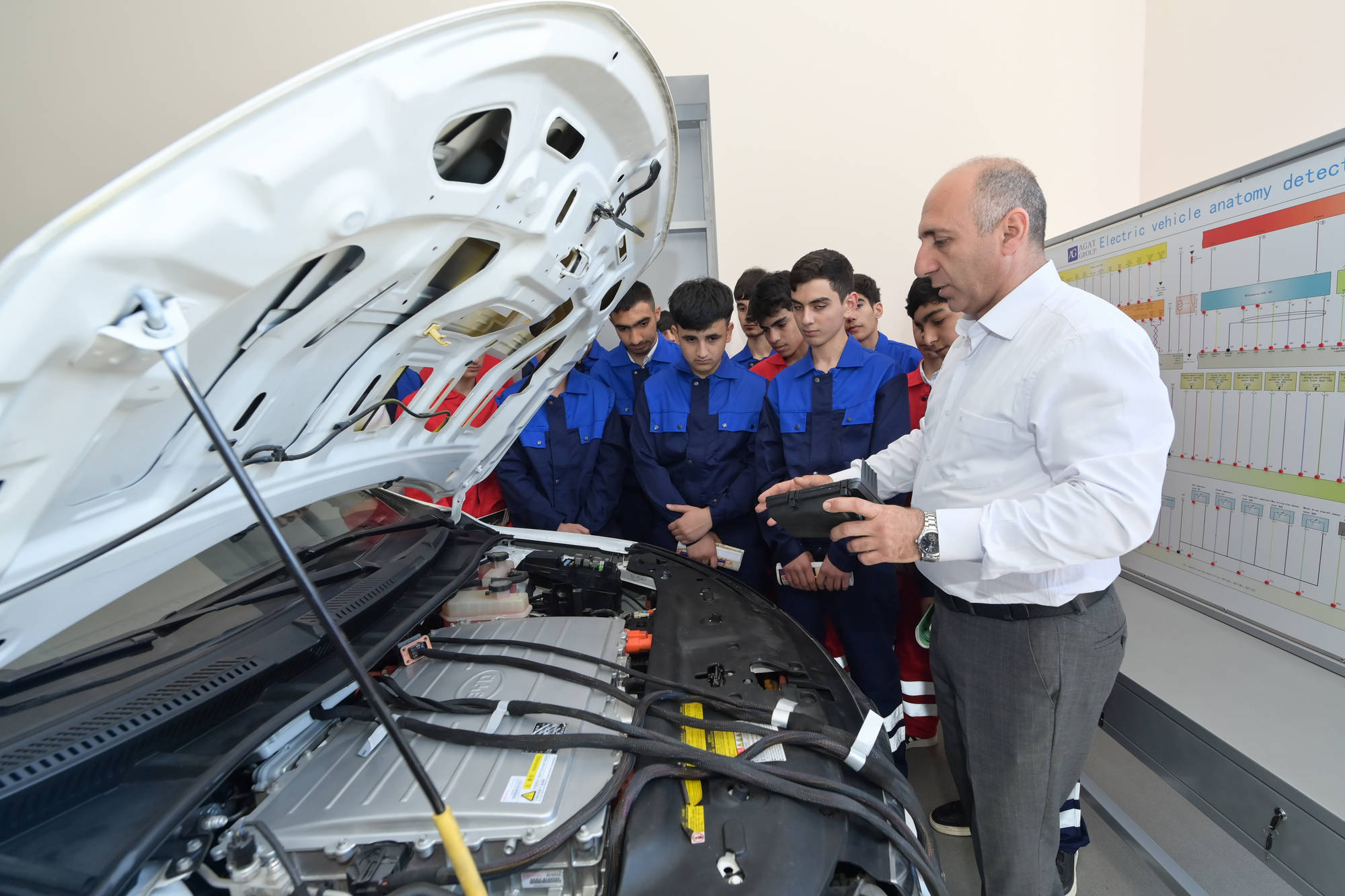 Lənkəran Dövlət Peşə Təhsil Mərkəzinə infotur təşkil olunub