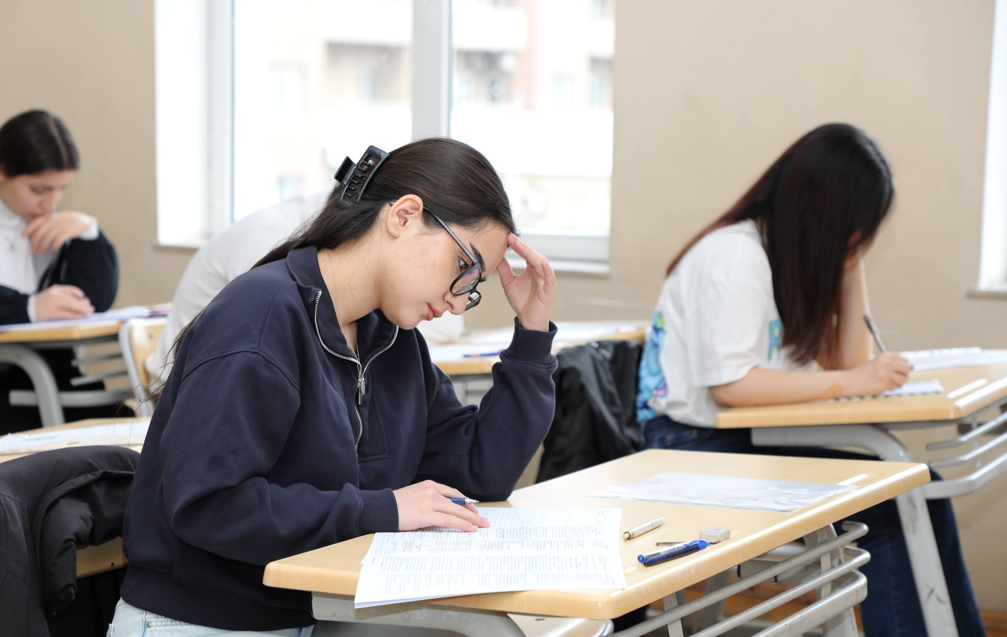 Bu gün 50 minə yaxın 9-cu sinif şagirdi buraxılış imtahanı verir